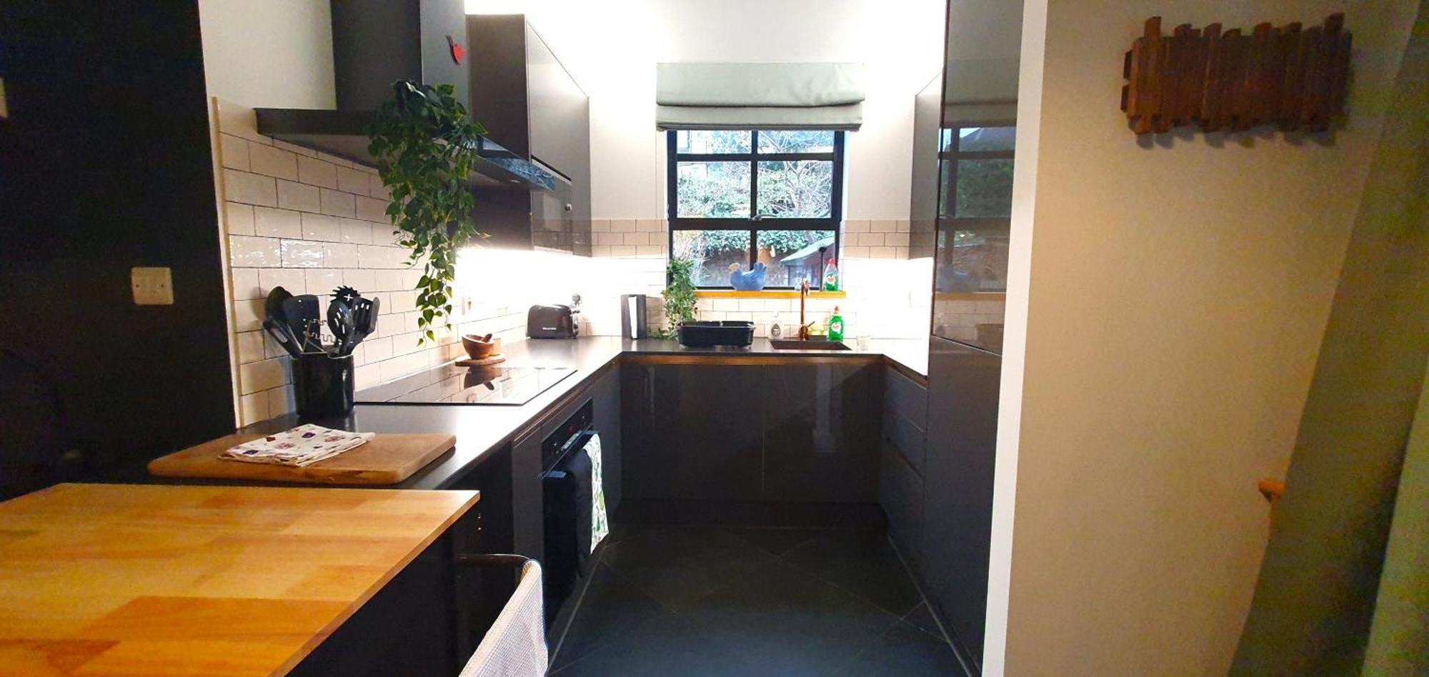 Cozy Retreat Near Snaresbrook Station *